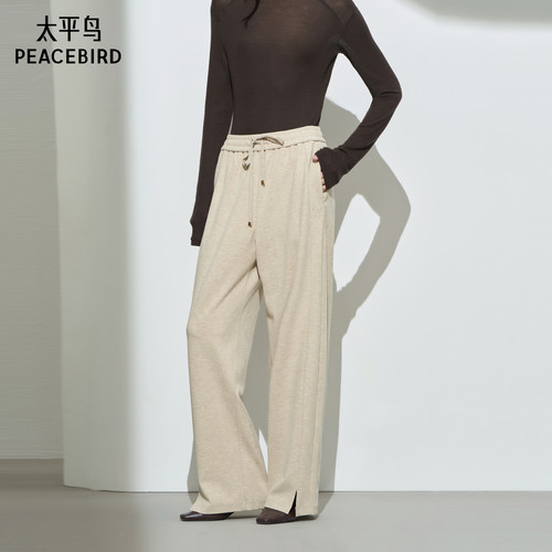 太平鸟年冬季款品质坑条针织裤A1GBE4364