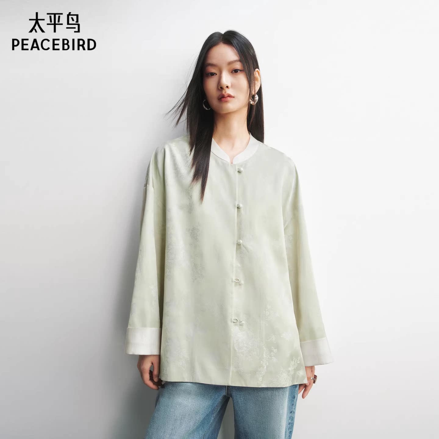 【来了就好】太平鸟新中式外套淡绿蝴蝶提花肌理气质时髦短外套