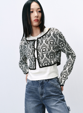 太平鸟女装2024年春季新款两件式线套衫A1EEE1285