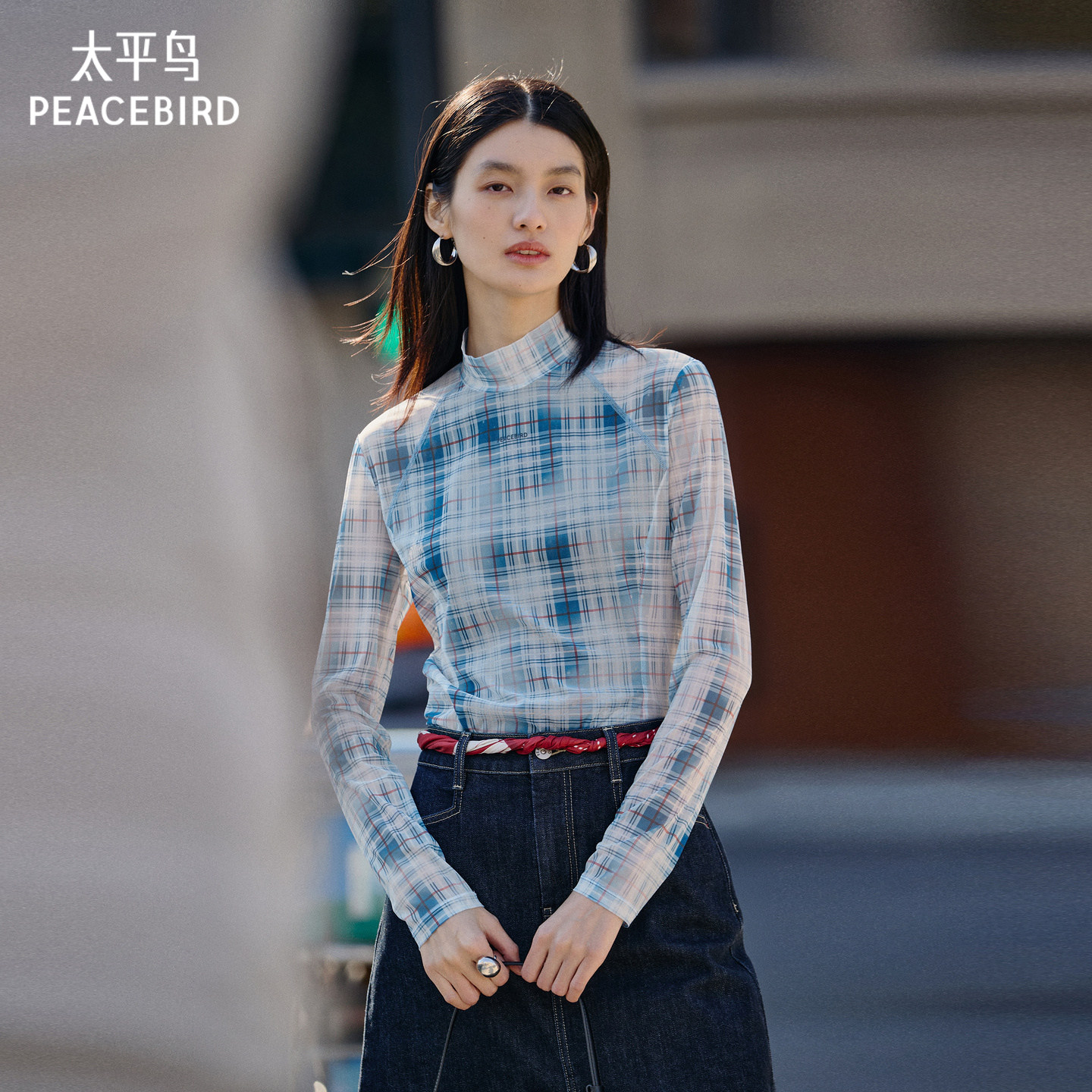 【商场同款】太平鸟春季新款半高领渐变格纹皮肤衣上衣A3CDG12