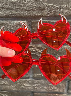 欧美个性恶魔角桃心眼镜