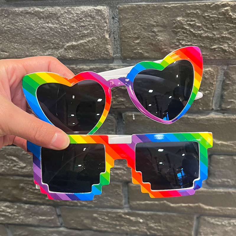 墨镜爱心马赛克米钉五彩太阳镜潮