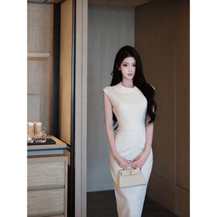 JAYKY YANG【温妮小姐】连衣裙娃娃领长裙女中古感收腰显瘦中长裙
