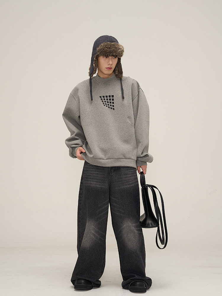 WEILANG 매장은 멋진 디자인과 스타일리시한 패치워크 라운드 넥 탑이 돋보이는 커플용 트렌디한 틈새 자수 에어 레이어 스웨트셔츠입니다