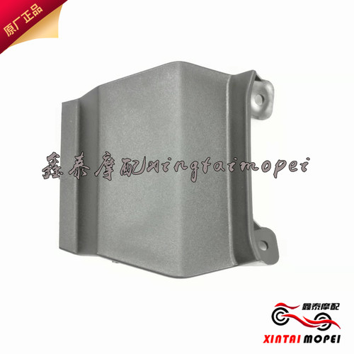 贝纳利龙卷风302R座垫连接板