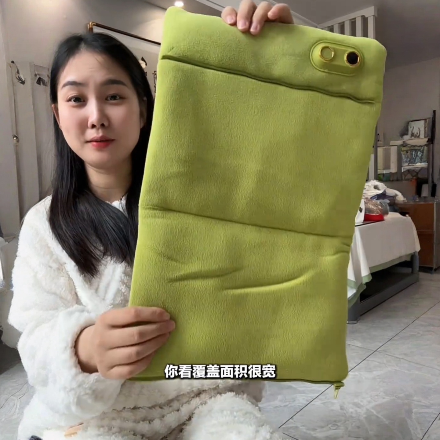 石墨烯无水暖手袋充电式防爆暖肚子热水袋毛绒热敷保暖便携暖手宝