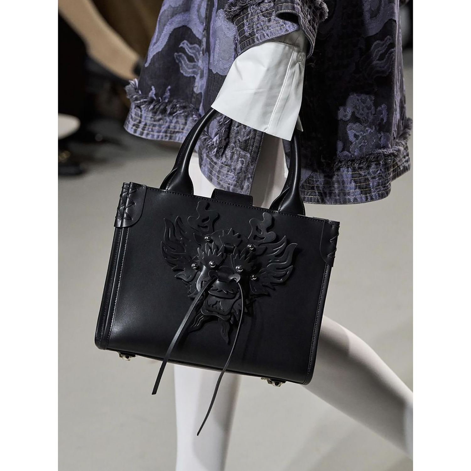 GOFEFE新中式立体龙头通勤托特包