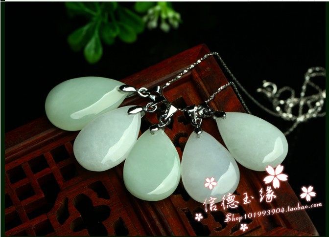 天然玉吊坠女款A货翡翠水滴平安扣925银锁骨项链路路通转运珠证书