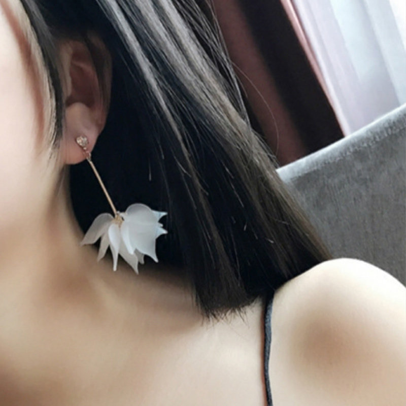 森系韩国超仙长款花瓣百搭耳饰品