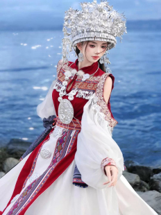 绣姑绣姑苗族服装 刺绣唯美香肩设计苗疆少女土家族舞台演出服