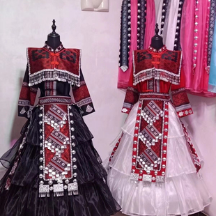 异域摄影爆款 表演原创民族婚纱服饰苗疆少女旅拍苗族租赁服装 套装