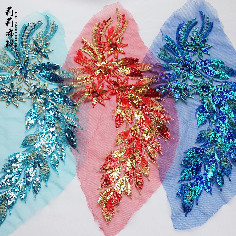 布贴刺绣凤尾旗袍礼服舞台表演