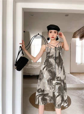 吊带连衣裙女夏复古茶歇麂皮多肩带切割领口不规则长款过膝a字裙