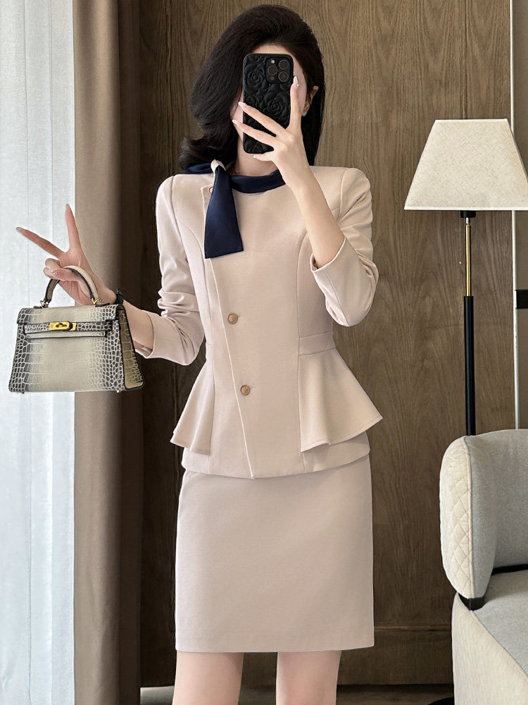 杏色职业套装女春秋新款珠宝店工作服美容院接待工装洋气西装外套