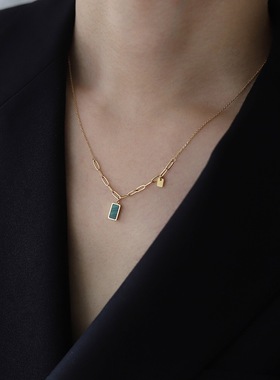 钛钢项链 复古孔雀绿方牌项链女百搭锁骨链小众简约气质配饰品