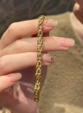 钛钢手链 复古轻奢百搭精致手链女气质小众设计高级感不褪色手饰