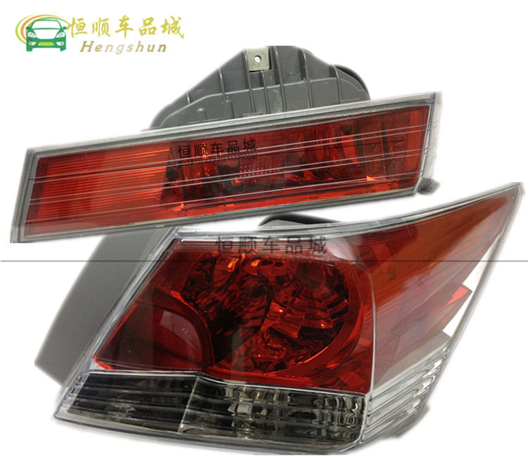 适用于八代雅阁08-12款后尾灯转向灯 刹车灯 外尾灯 内尾灯半总成