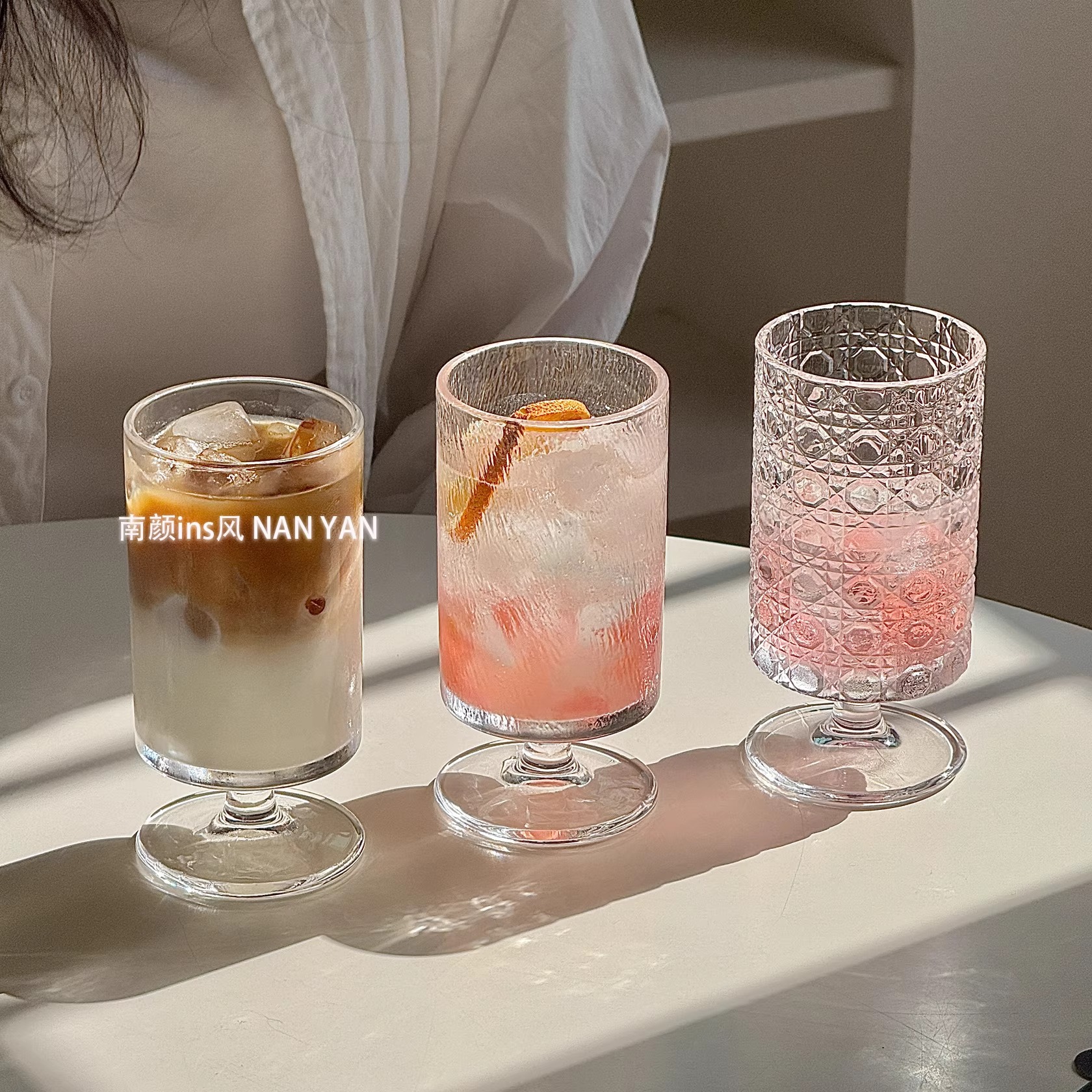 ins风条纹果汁杯冰淇淋鸡尾酒杯