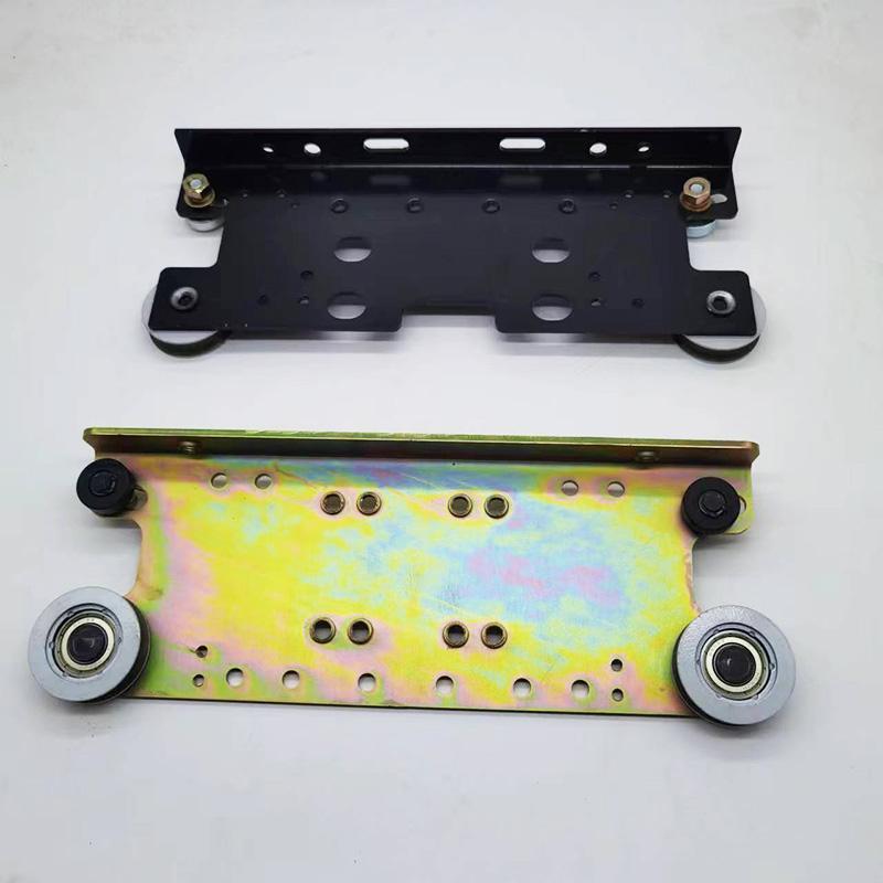 永大电梯门挂板轿门厅门8009001000日立层门门机板吊板门挂轮配件