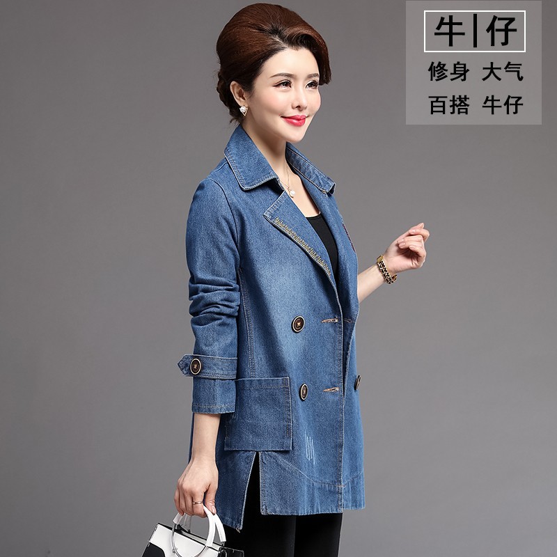 中老年牛仔春秋季新潮妈妈藏肉领风衣显瘦遮肚子