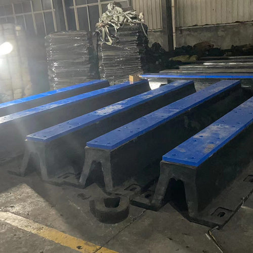 超级拱形橡胶护舷船用码头防撞条V型桥墩防撞护舷sa型橡胶护舷