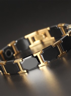 适用高级感黑色陶瓷手链男款小众轻奢时尚简约手腕个性潮流磁石首