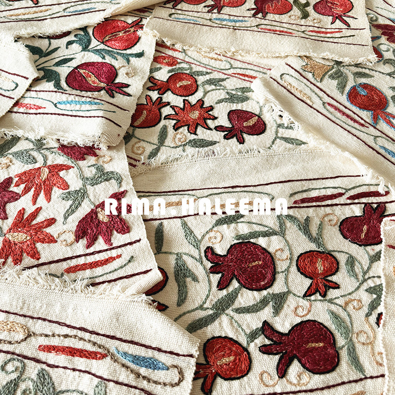 进口手工小尺寸刺绣石榴花纹餐布餐垫茶席挂布挂画小毯装饰布艺