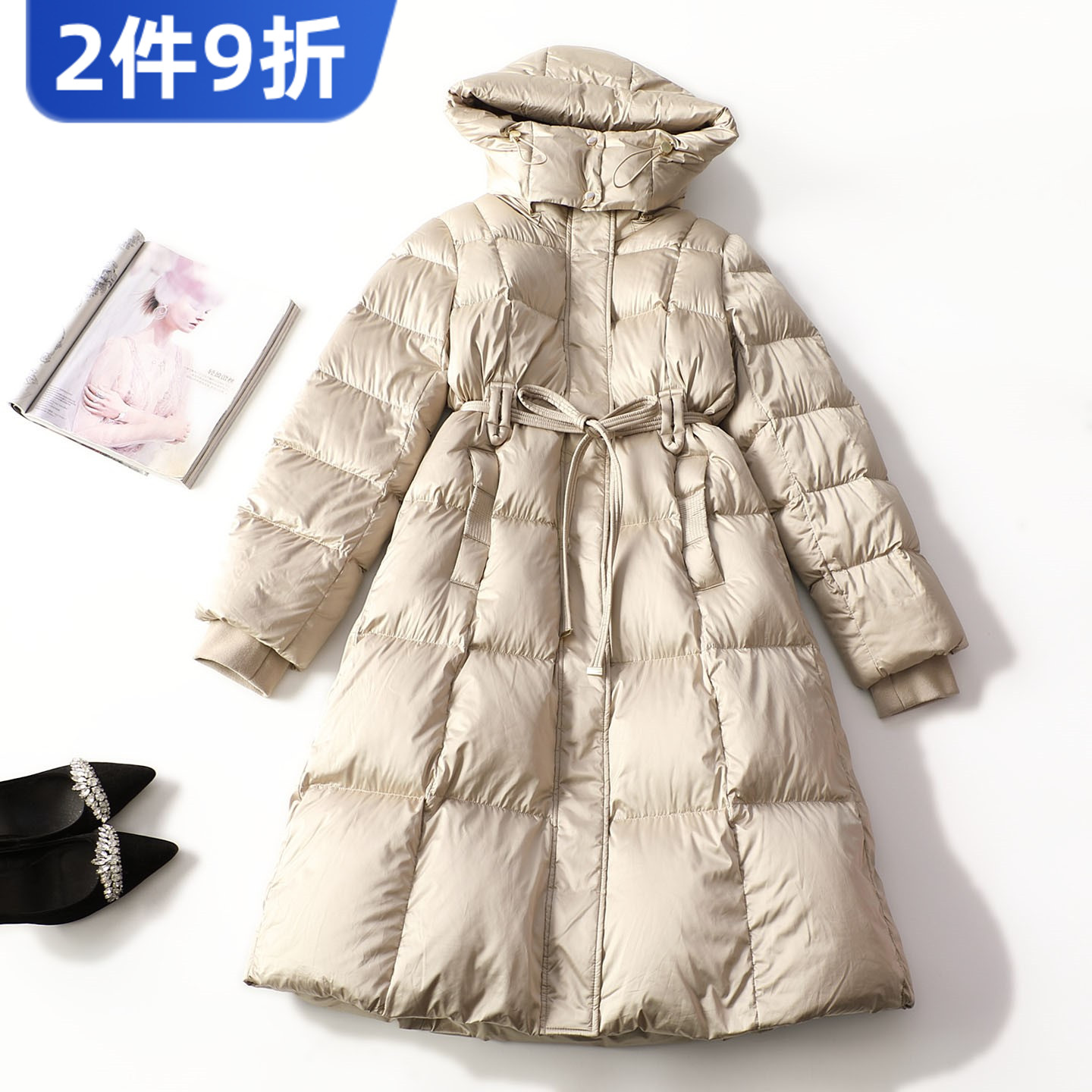 413846 冬羽绒服 女加长款长袖暗扣.M