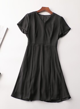 【次品】408003 连衣裙抽丝