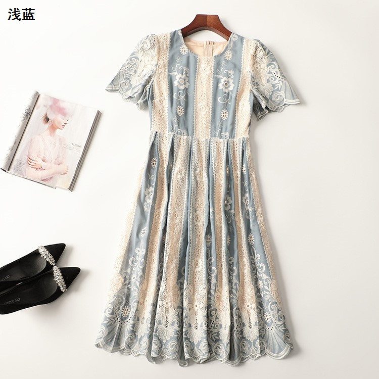 410685 春加长款圆领短袖连衣裙