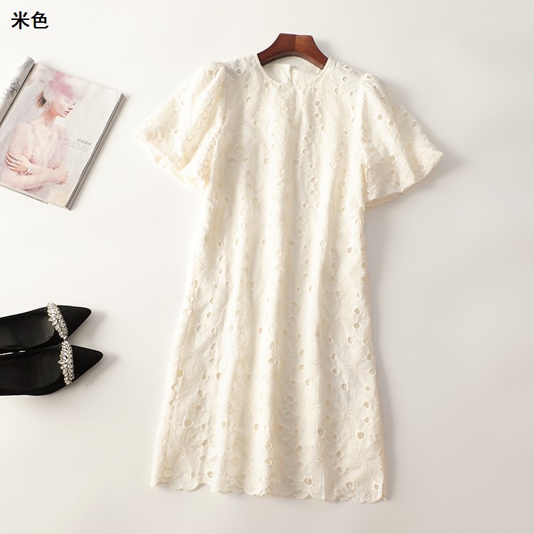 245688 夏天丝连衣裙 深圳女长款短袖圆领现货