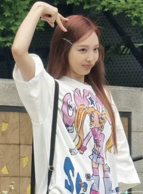 韩国小众设计师ngc卡通美少女中长款oversize风短袖T恤女夏季