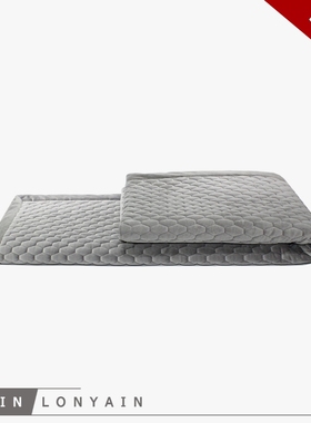 简约现代浅灰色几何图案绗缝盖被批毯床品样板房家居软装床尾毯子