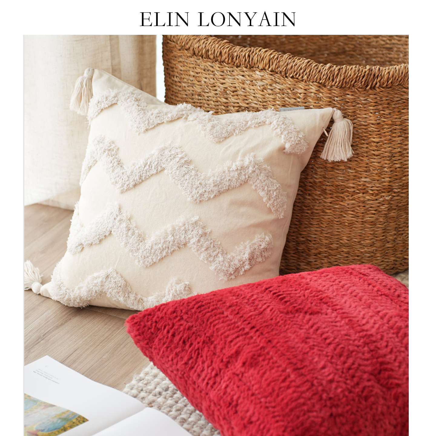 圣诞红毛绒喜庆客厅沙发靠垫抱枕