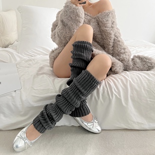 y2k堆堆袜套加长过膝长筒袜女秋冬加厚保暖小腿袜配鲨鱼裤 雪地靴