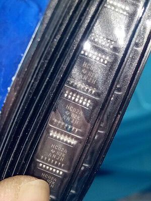 SN74HC02APWR SN74HC541PWR SN74HCT240DWR SN74LVC00AD