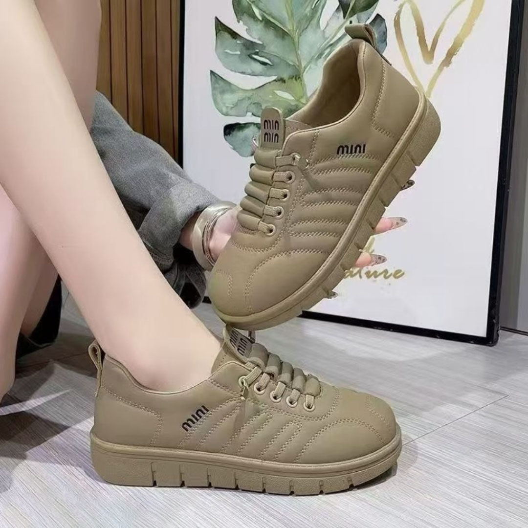 软底妈妈鞋2025休闲鞋舒适厚底防滑中老年运动鞋旅游鞋女鞋春秋款