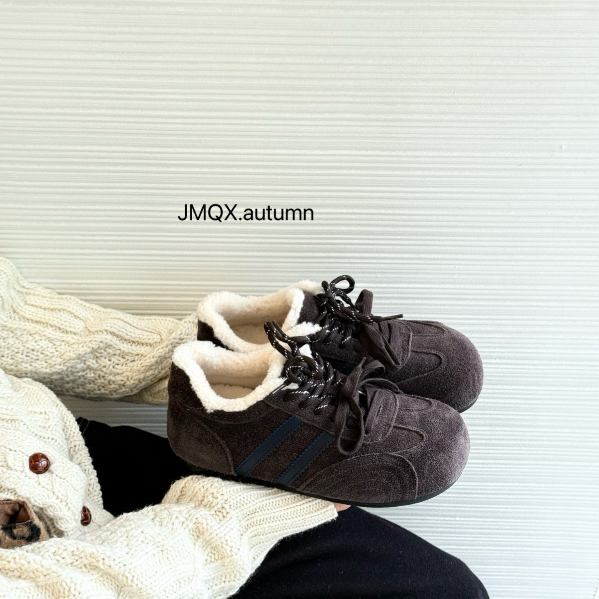 真皮加绒德训鞋女休闲板鞋