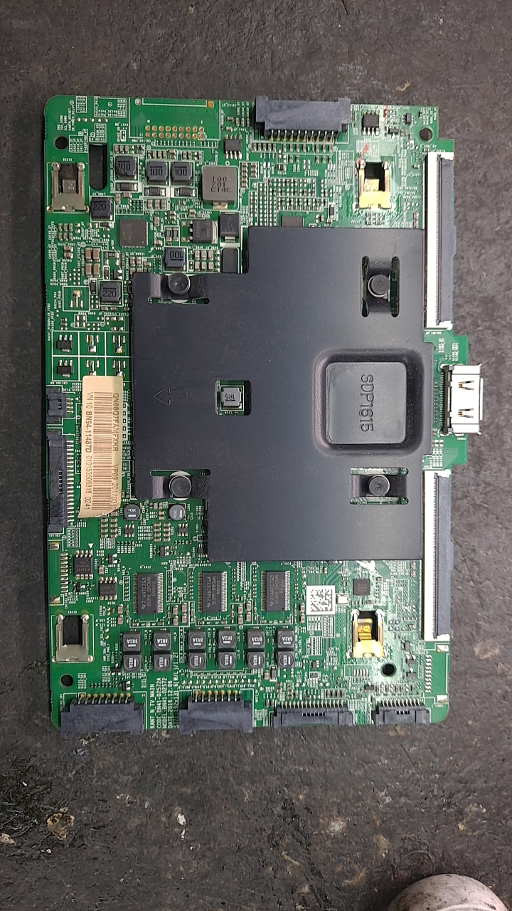 原装三星QN65Q7FAMFXKR主板BN41-02572A BN94-11487D国外机器