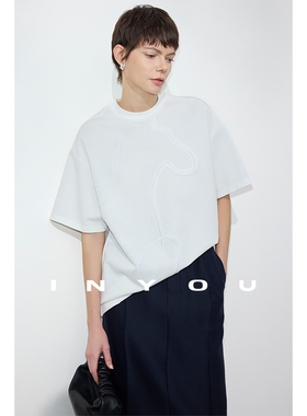 因由【03/05 am10:00上新】Oversize纸片人休闲新春刺绣拼接T恤女