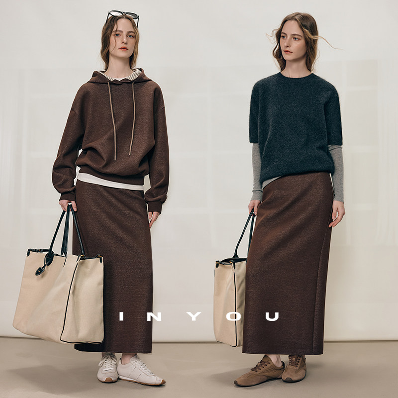 因由 ROW撞色条纹轻运动风休闲连帽卫衣半身裙套装女秋冬二件套