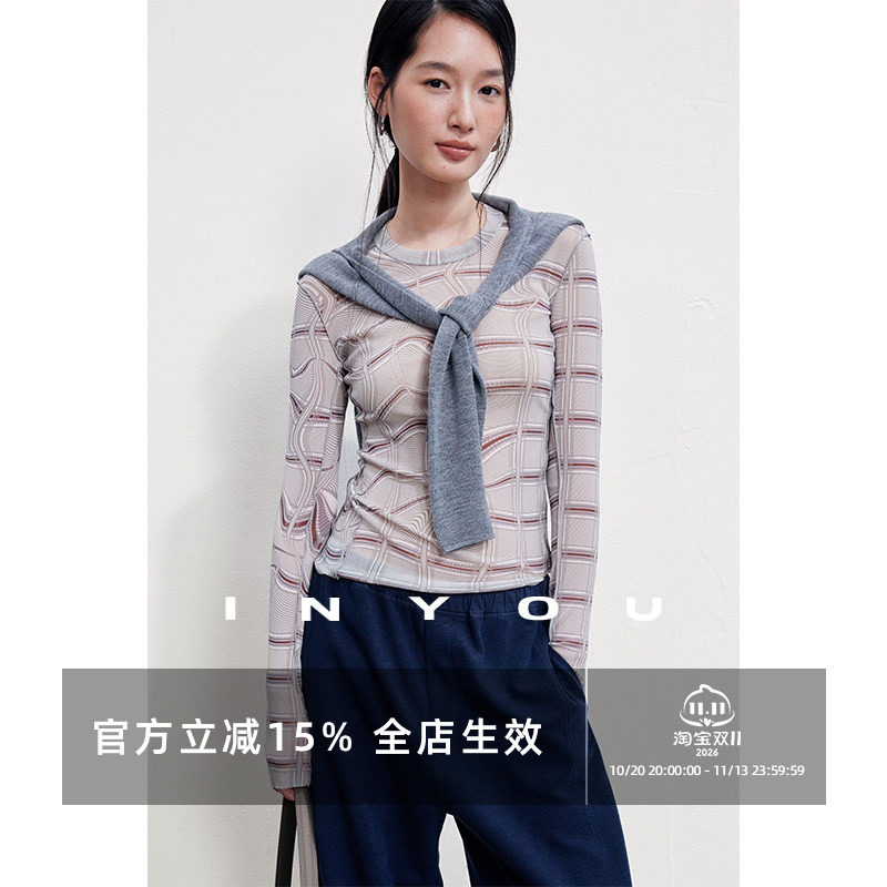 因由 印花网纱皮肤衣修身线条感设计感摩登休闲T恤圆领打底衫女士