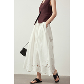 刺绣通勤气质优雅A字半身裙女 重工镂空白色圆领上衣套装 因由 法式