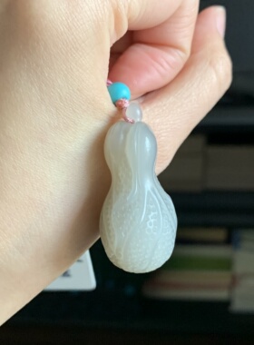 毛毛的翠//M 12994/和田玉烟紫烟灰白菜挂件/150