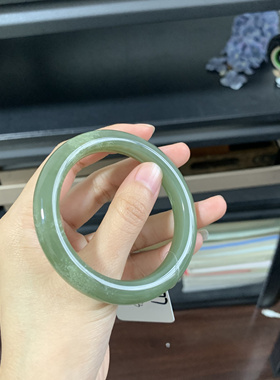 毛毛的翠//M 12677/和田玉青玉手镯//55.5/380