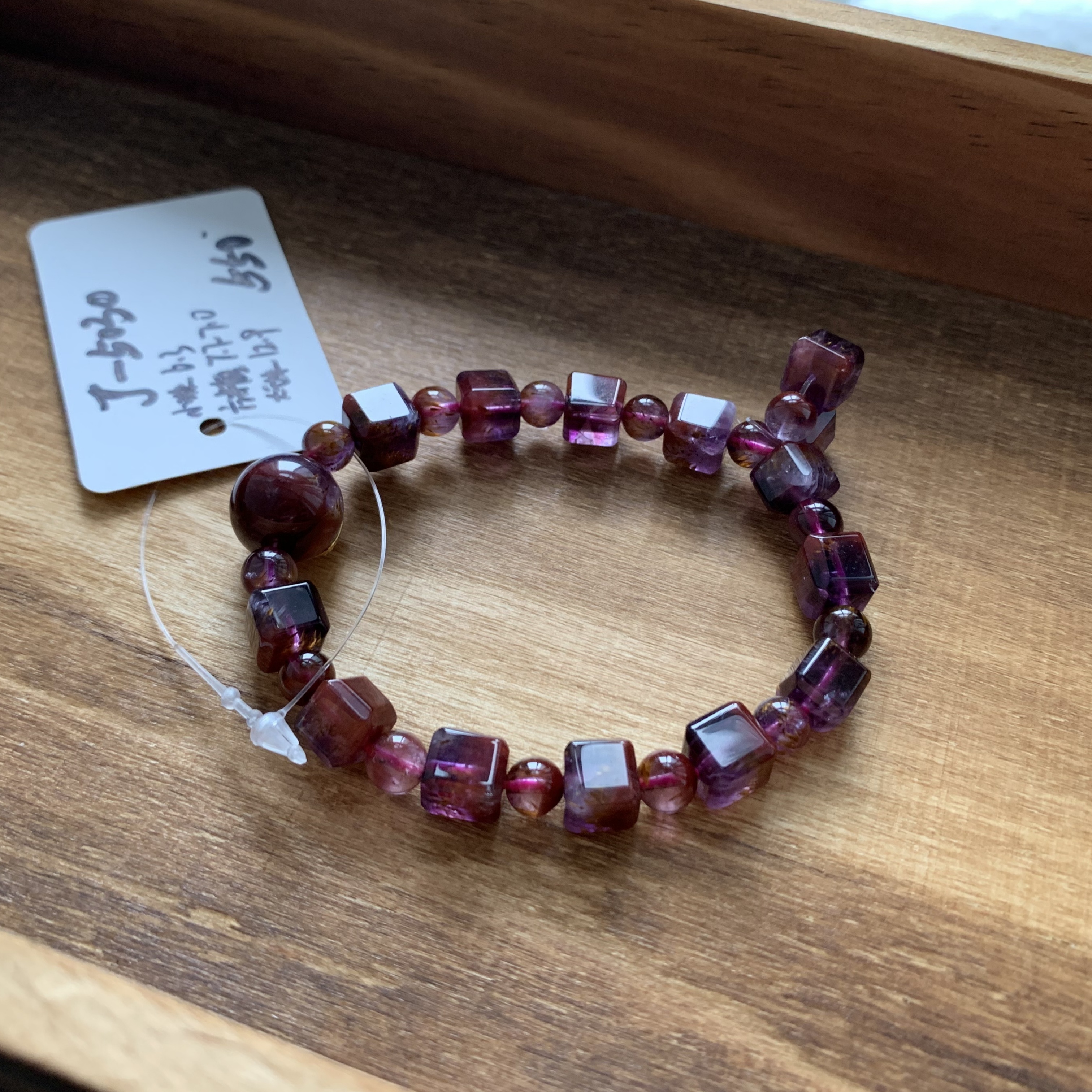 毛毛的翠/J 5030//极光23方糖手串//550