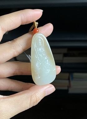 毛毛的翠/M 12704//和田玉糖白雕刻挂件//499