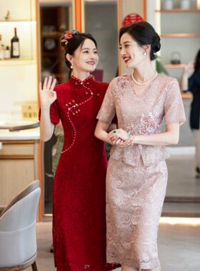 喜妈妈婚宴礼服轻奢高级感小个子喜婆婆婚宴装2026新款婚礼连衣裙