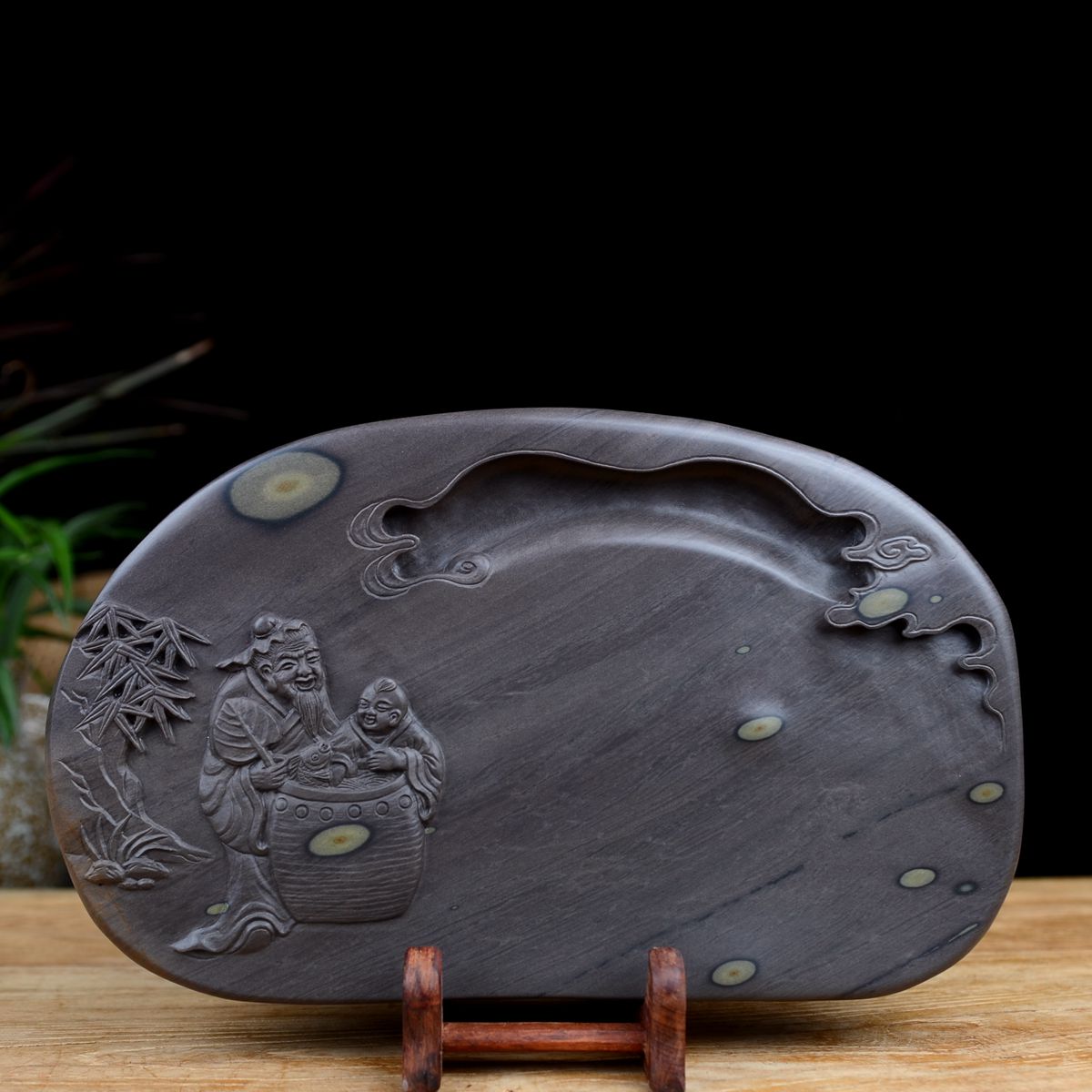 砚台原石端砚 碘水梅花坑 天然石眼 石质细腻 手工雕刻 文房四宝