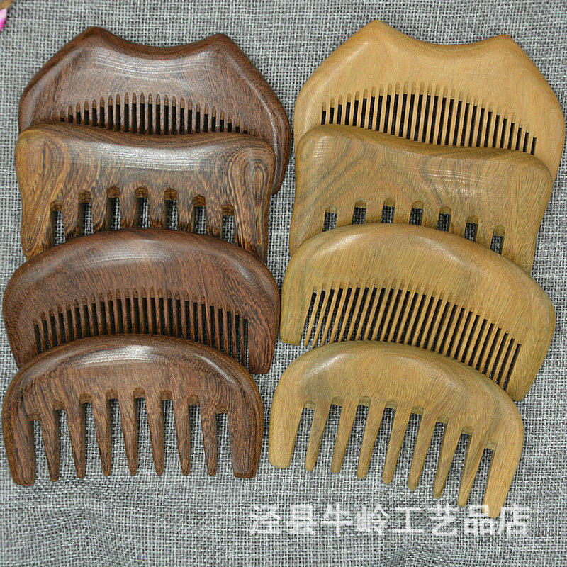 头颈部经络通乳按摩檀木梳 刮痧梳大宽齿刻字 绿檀木梳子商家推荐